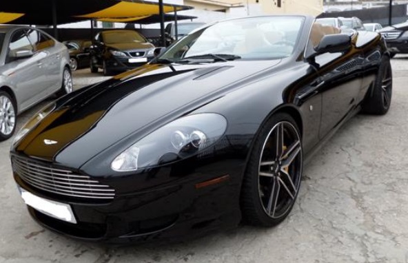 Left hand drive ASTON MARTIN DB9 VOLANTE TOUCHTRONIC2 SPANISH REGISTERED